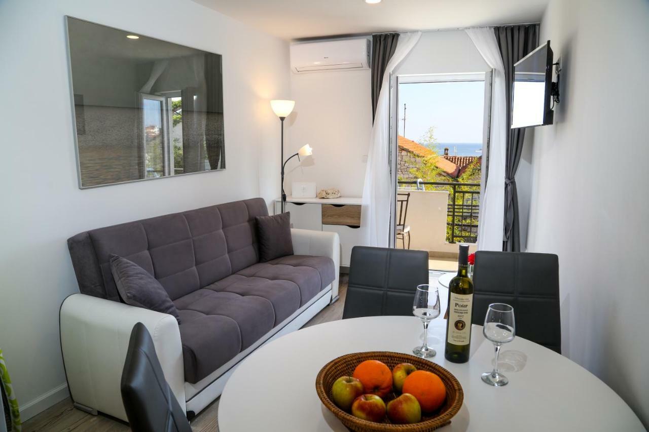 Sunset Apartment